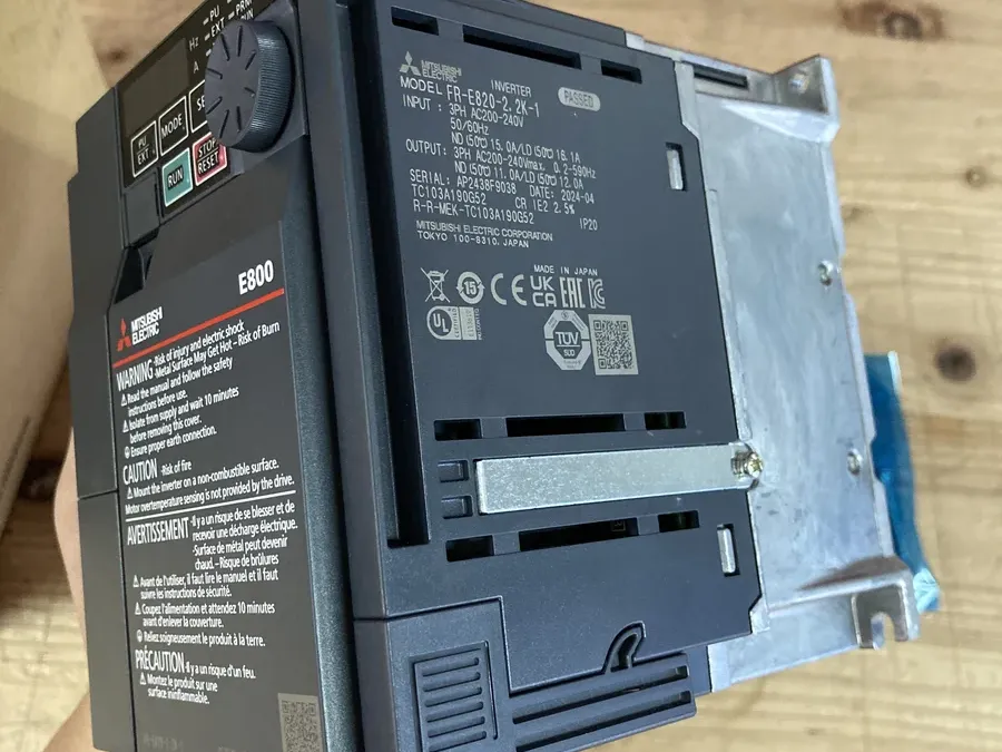 FR-E820-2.2K-1 画像4