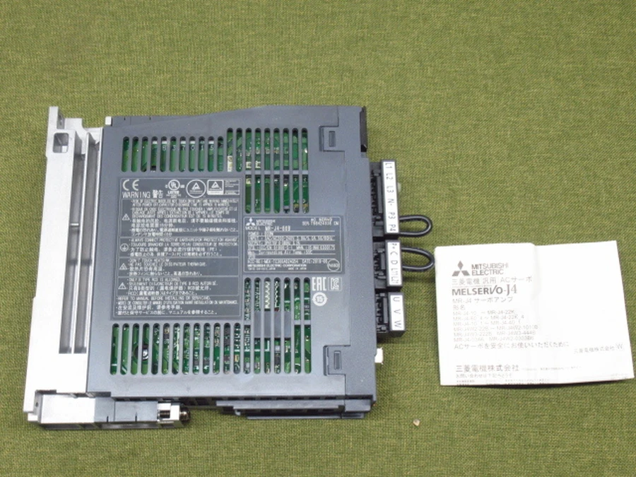 三菱電機 MR-J4-60B
  本体正面コンディション