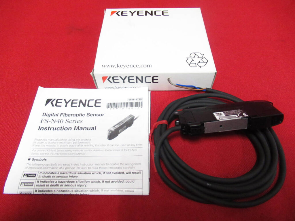 KEYENCE キーエンス FS-N41N ファイバアンプ ケーブルタイプ 親機