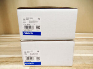 OMRON オムロン スイッチング パワーサプライ S8VS-12024 8箱セット