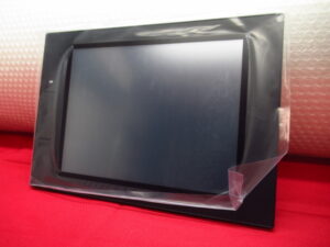 未使用品 KEYENCE キーエンス 10型TFTカラー タッチパネルディスプレイ VT5-X10