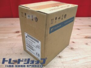 富士電機  FRN2.2C2S-2J インバータ