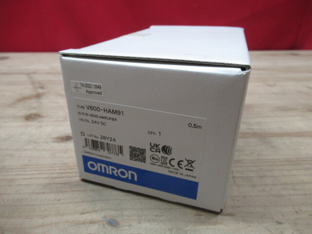 新品 未使用品 OMRON オムロン V600-HAM91 インテリジェントフラグ 現状品