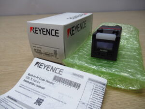 KEYENCE キーエンス SR-X300 AI搭載バーコードリーダー 2026年製