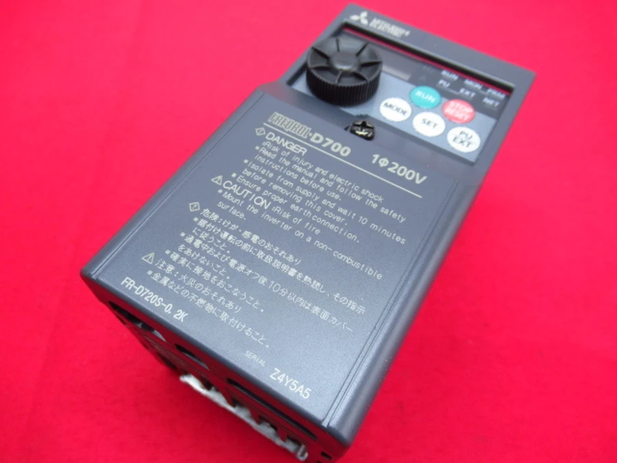 三菱電機 FR-D720S-0.2K 本体正面操作パネル・Mダイヤル