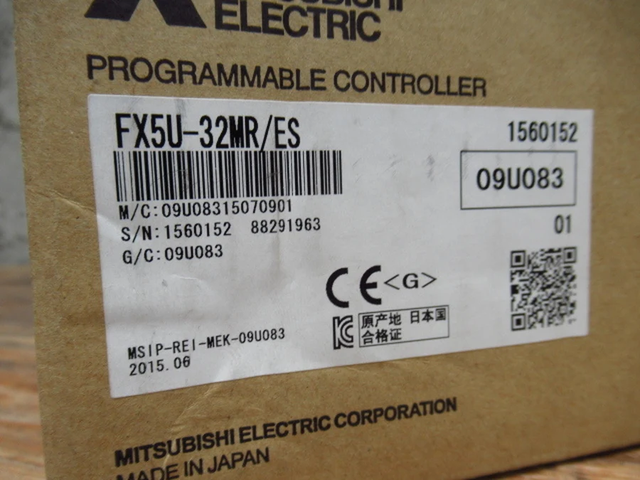 三菱電機 FX5U-32MR/ES 元箱管理銘板ラベル・製造年月・シリアル