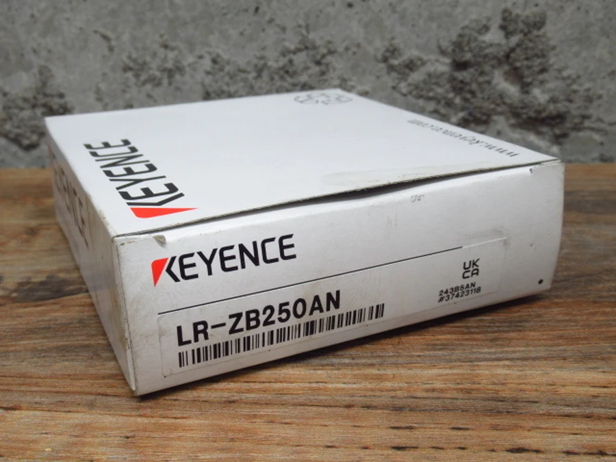 キーエンス アンプ内蔵型CMOSレーザセンサ 5個 LR-ZB250AN