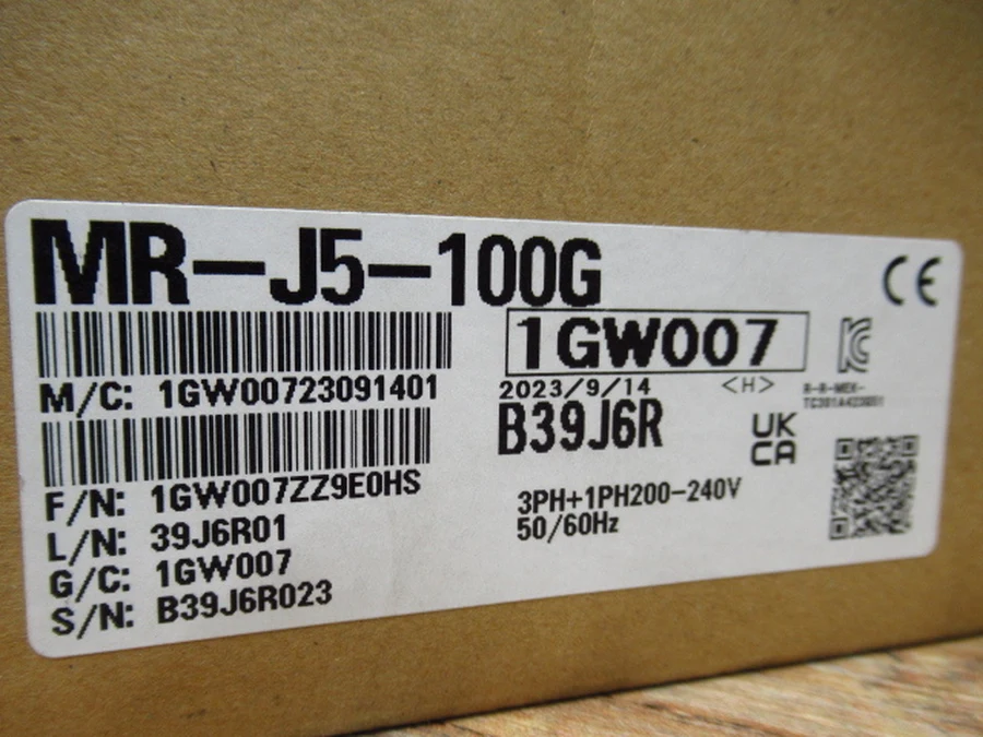 三菱電機 MR-J5-100G 純正外箱型番銘板ラベル