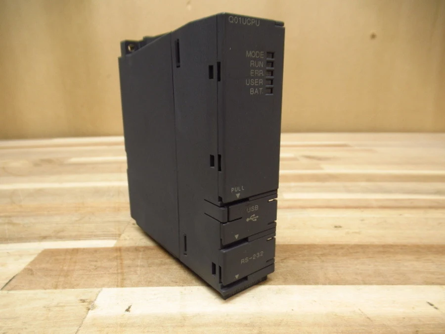 三菱電機 Q01UCPU