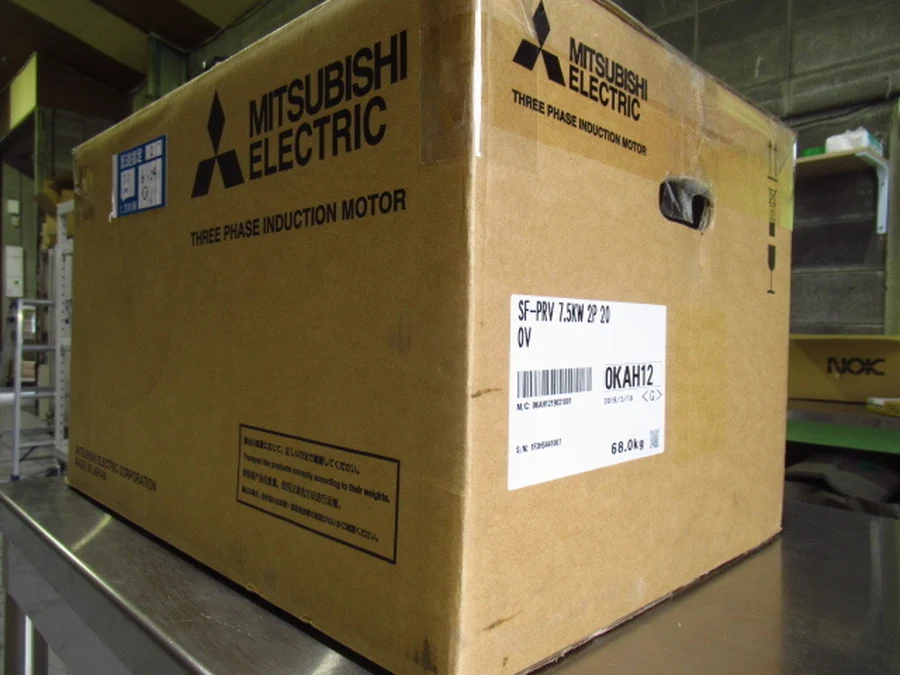 三菱電機 SF-PRV 7.5kW 2P 元箱外観・型番管理ラベル