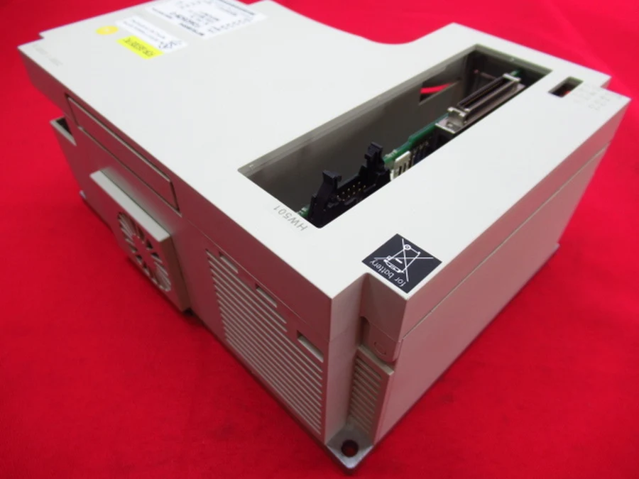 三菱電機 FCA635CN-D 筐体側面・冷却スリット・基板構造
