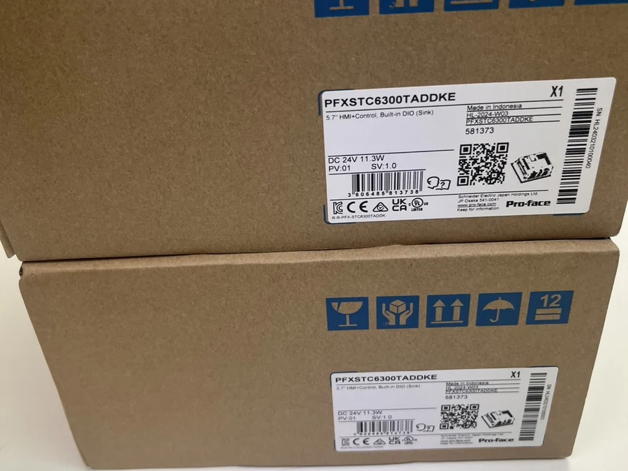 Pro-face PFXSTC6300TADDKE 外箱ラベル・型番・シリアルNo